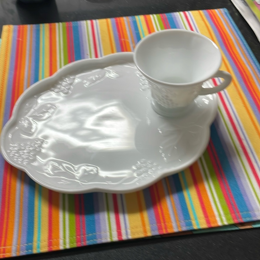 1966 tea plate with tea cup.